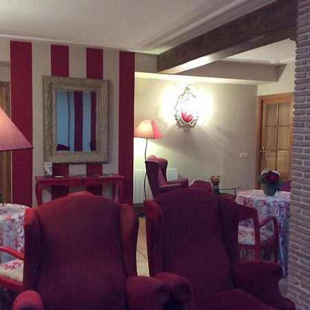 Hotel Rural Los Roturos Maestu Kültér fotó